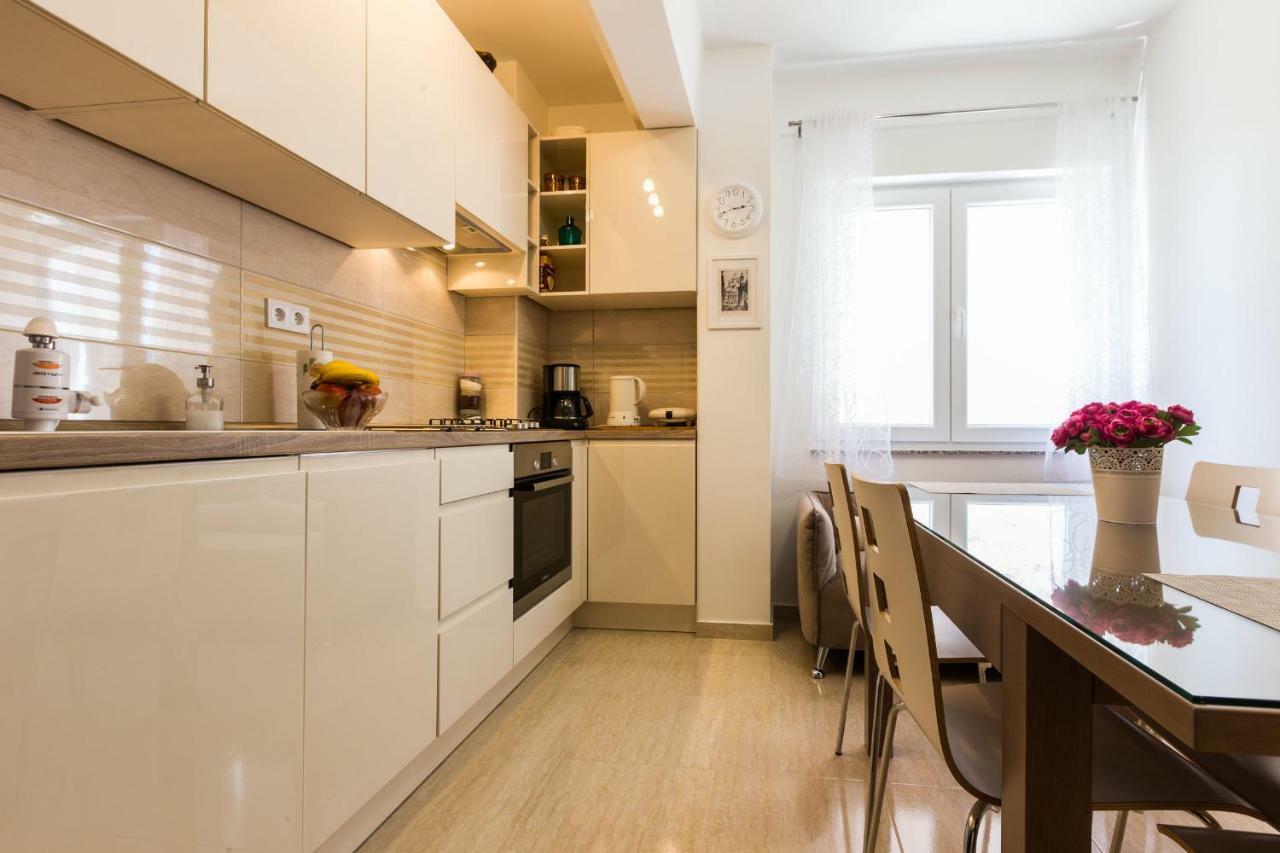 Stine Apartment Zadar Exteriör bild