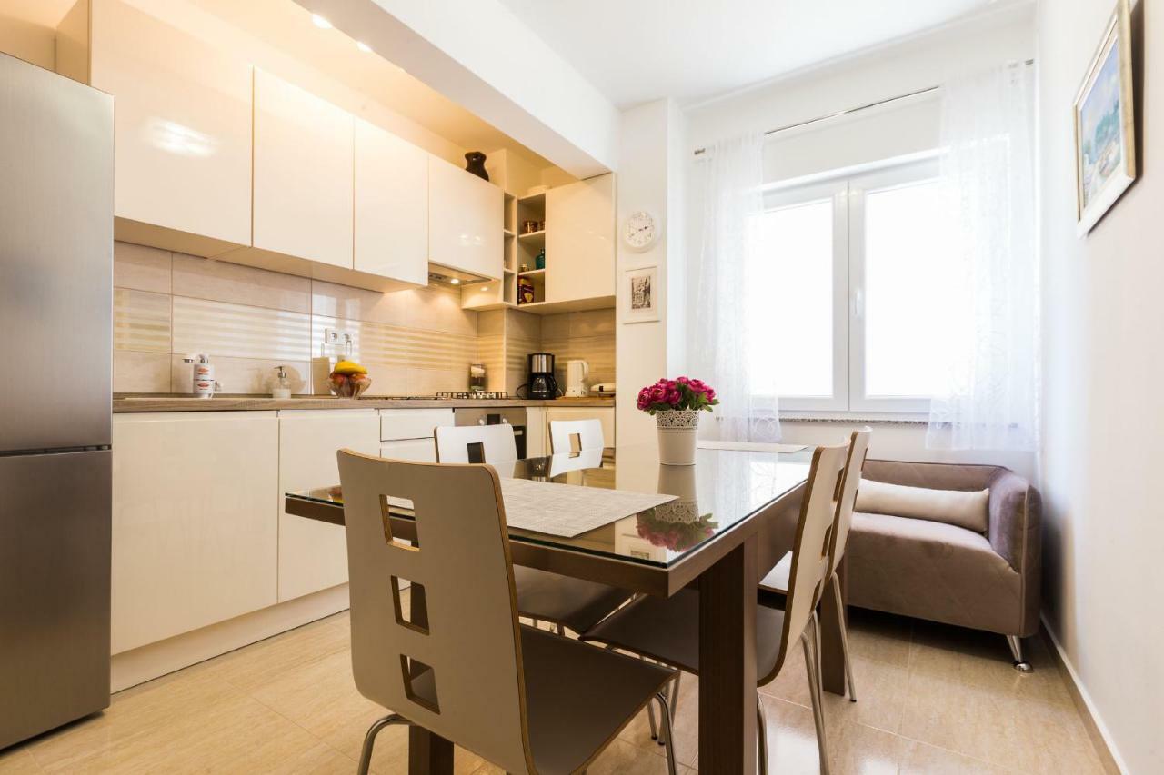 Stine Apartment Zadar Exteriör bild