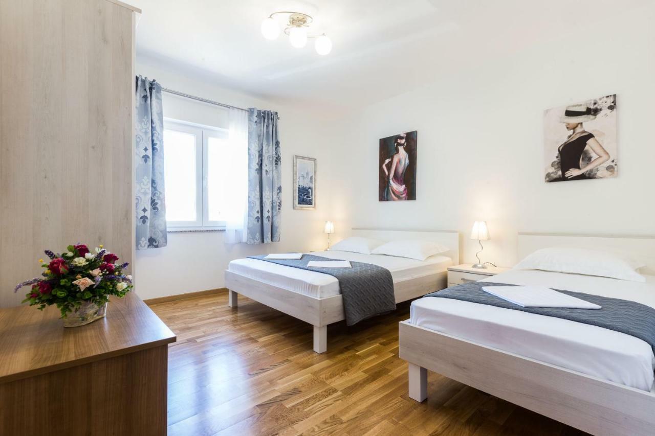 Stine Apartment Zadar Exteriör bild